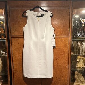 Chic White Sleeveless Mini Dress